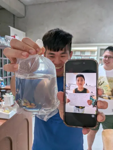 宇魚水族換鬥魚活動來店紀念照片 081