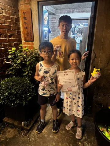 宇魚水族換鬥魚活動來店紀念照片 093